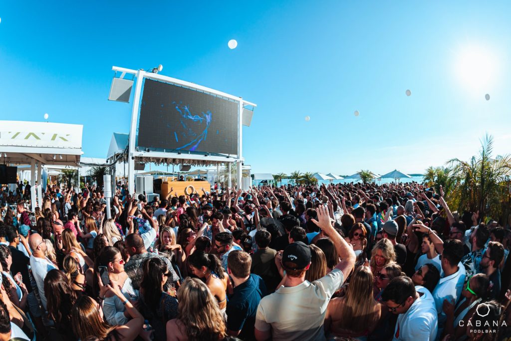 CABANA POOL BAR Highlights EDM Music with top industry talents