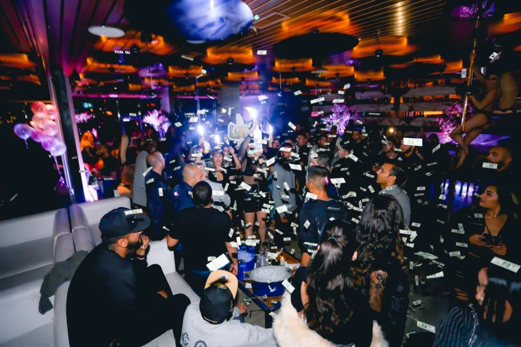 VIP Bottle Service Rooftop Toronto